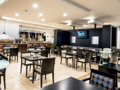 Holiday Inn Express Dubai Jumeirah, An Ihg Hotel Buitenkant foto
